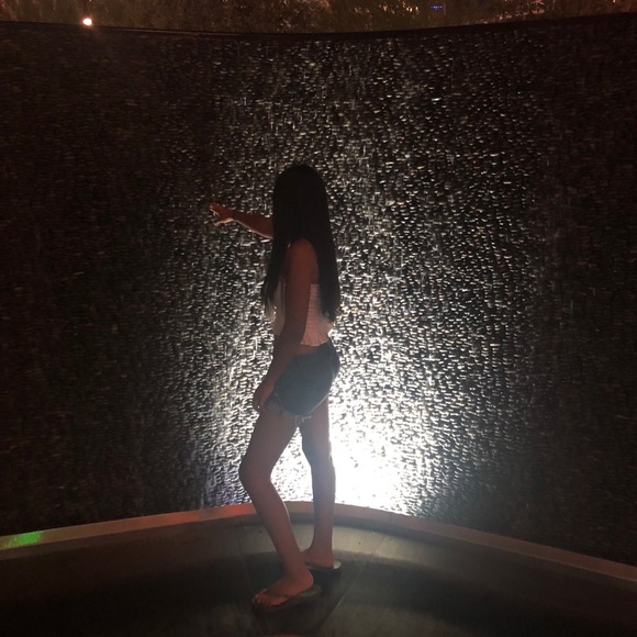 Meet your Posher, Isabelle - Picture 1 of 1